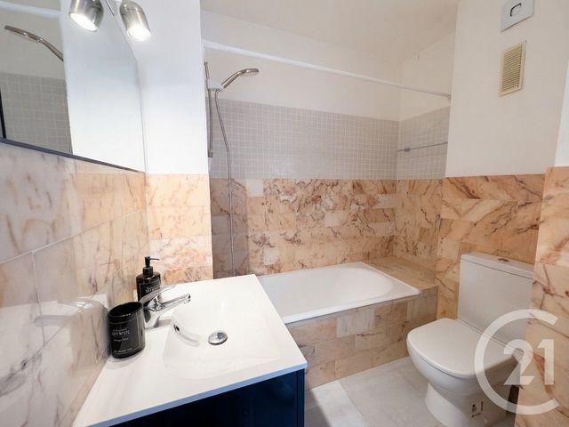Appartement F1 à vendre - 1 pièce - 25.0 m2 - ST MAUR DES FOSSES - 94 - ILE-DE-FRANCE - Century 21 Parvis Et Remises