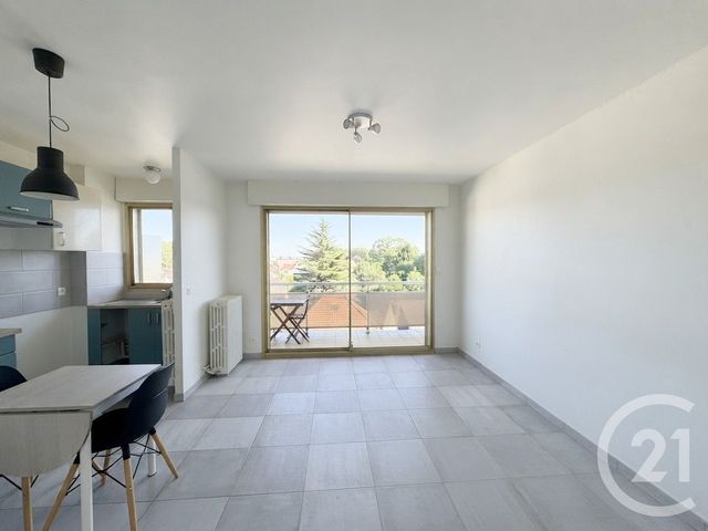 Appartement F1 à vendre - 1 pièce - 25.0 m2 - ST MAUR DES FOSSES - 94 - ILE-DE-FRANCE - Century 21 Parvis Et Remises