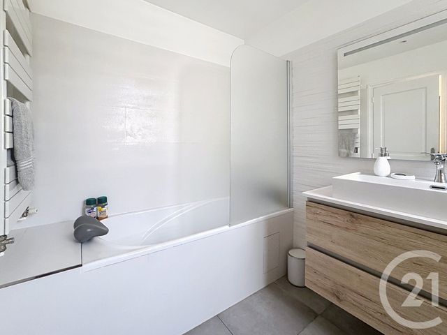 maison à vendre - 6 pièces - 170.0 m2 - ST MAUR DES FOSSES - 94 - ILE-DE-FRANCE - Century 21 Parvis Et Remises