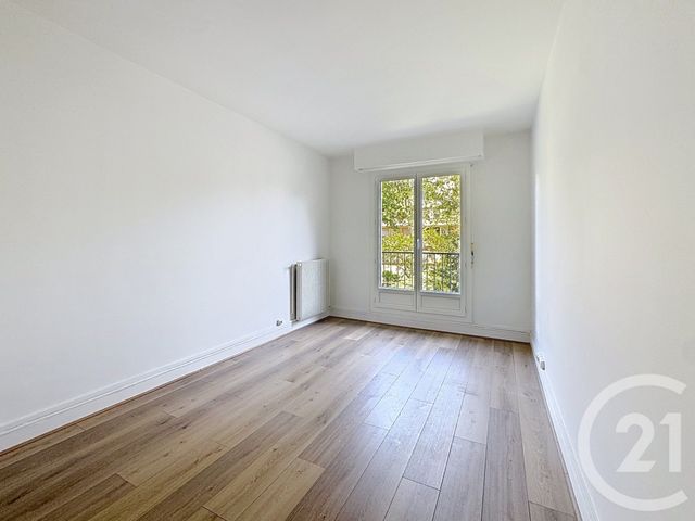 Appartement F3 à vendre - 3 pièces - 81.98 m2 - ST MAUR DES FOSSES - 94 - ILE-DE-FRANCE - Century 21 Parvis Et Remises