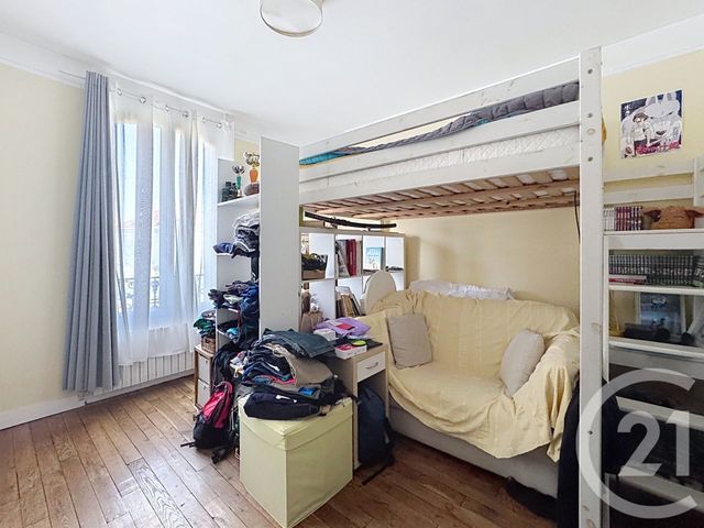 maison à vendre - 6 pièces - 132.0 m2 - LA VARENNE ST HILAIRE - 94 - ILE-DE-FRANCE - Century 21 Parvis Et Remises