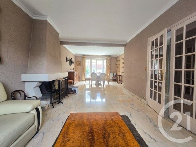 maison à vendre - 8 pièces - 213.37 m2 - ST MAUR DES FOSSES - 94 - ILE-DE-FRANCE - Century 21 Parvis Et Remises