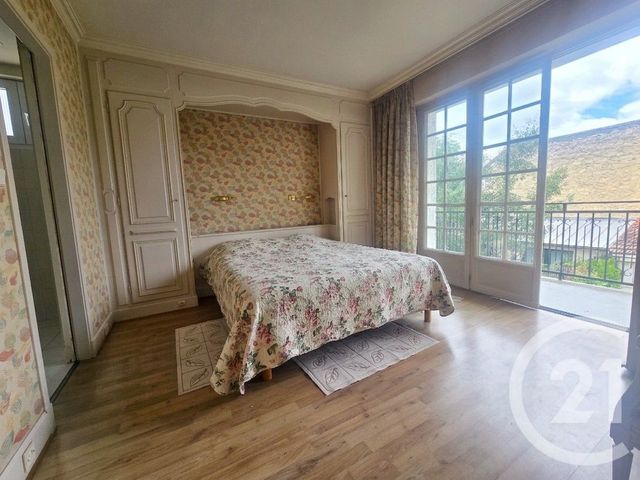 maison à vendre - 8 pièces - 213.37 m2 - ST MAUR DES FOSSES - 94 - ILE-DE-FRANCE - Century 21 Parvis Et Remises