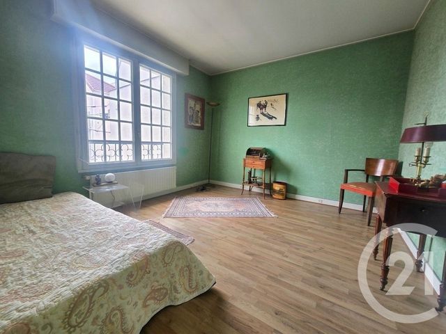 maison à vendre - 8 pièces - 213.37 m2 - ST MAUR DES FOSSES - 94 - ILE-DE-FRANCE - Century 21 Parvis Et Remises