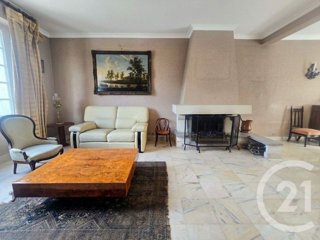 maison à vendre - 8 pièces - 213.37 m2 - ST MAUR DES FOSSES - 94 - ILE-DE-FRANCE - Century 21 Parvis Et Remises