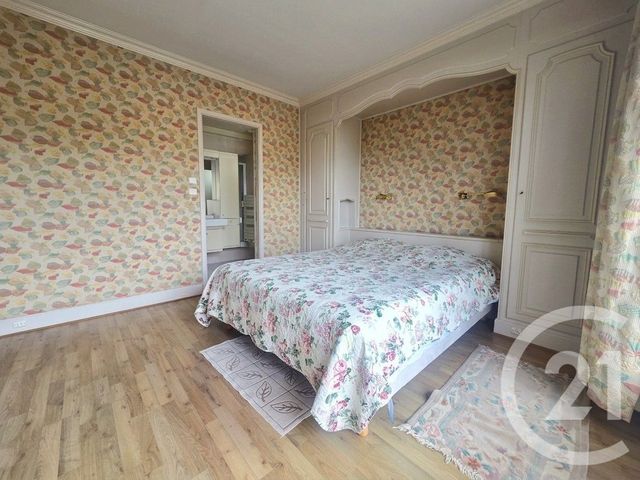 maison à vendre - 8 pièces - 213.37 m2 - ST MAUR DES FOSSES - 94 - ILE-DE-FRANCE - Century 21 Parvis Et Remises